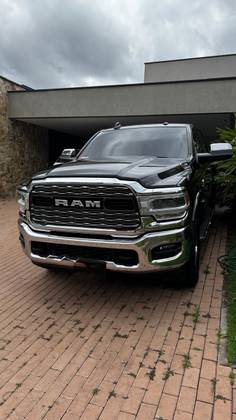 RAM 2500 6.7 I6 TURBO DIESEL LARAMIE CD 4X4 AUTOMÁTICO